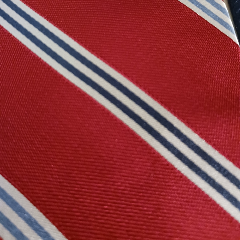 Tie - Picture 5 of 6